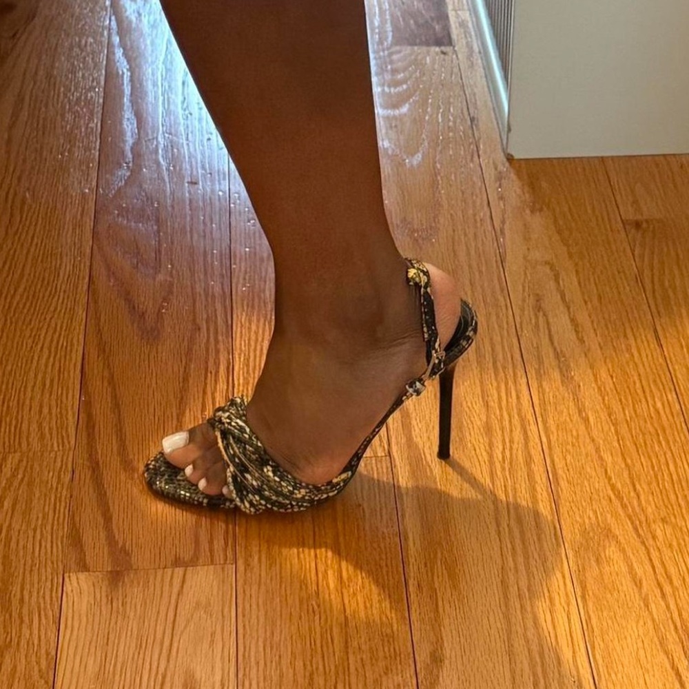 Zara Black and Gold Strappy Sandals - Picture 4 of 4